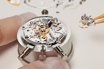 青岛劳力士手动机械表售后保养